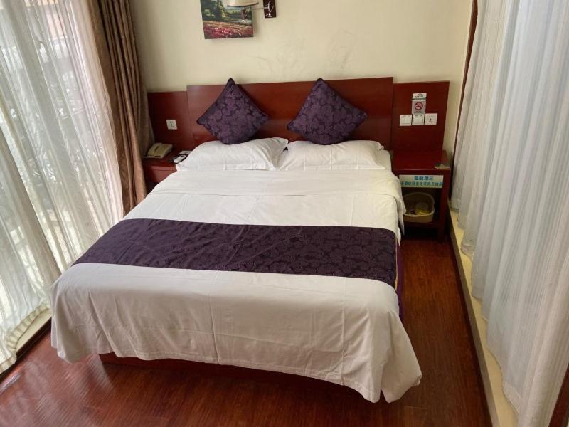Greentree Inn Shanghai Songjiang University City New Songjiang Road Express Hotel Exterior photo