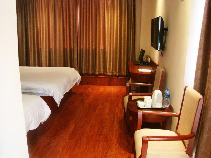 Greentree Inn Shanghai Songjiang University City New Songjiang Road Express Hotel Exterior photo