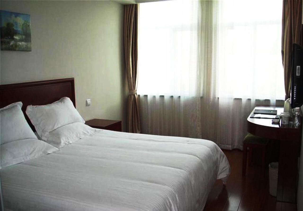 Greentree Inn Shanghai Songjiang University City New Songjiang Road Express Hotel Exterior photo